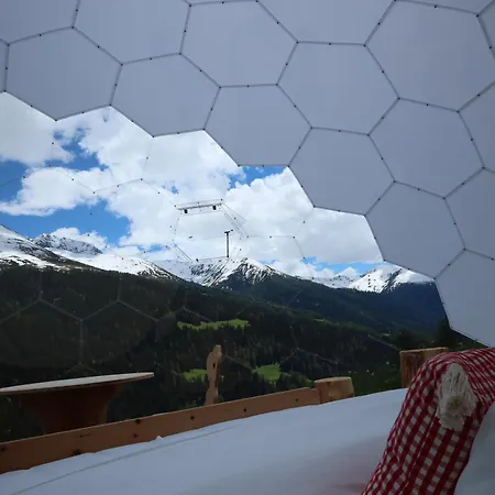 Naturedome Hof Camenisch Luxuszelt Davos